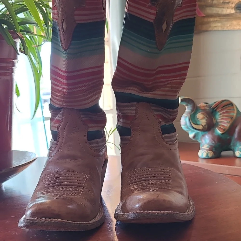 Ariat Tan Western Boots - Picture 10 of 12